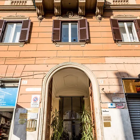 5rooms Bed and Breakfast 3*