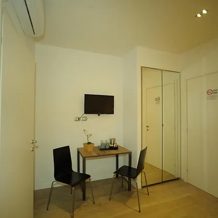 Bed & Breakfast 5rooms Rome