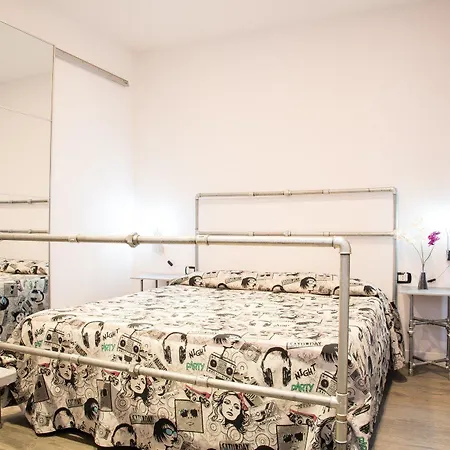 5rooms Bed & Breakfast