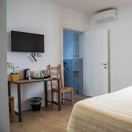 5rooms 3* Rom